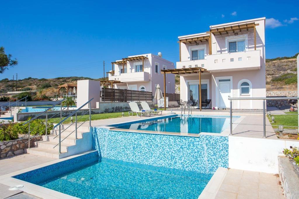 Regina Villas Villa Lakhaniá